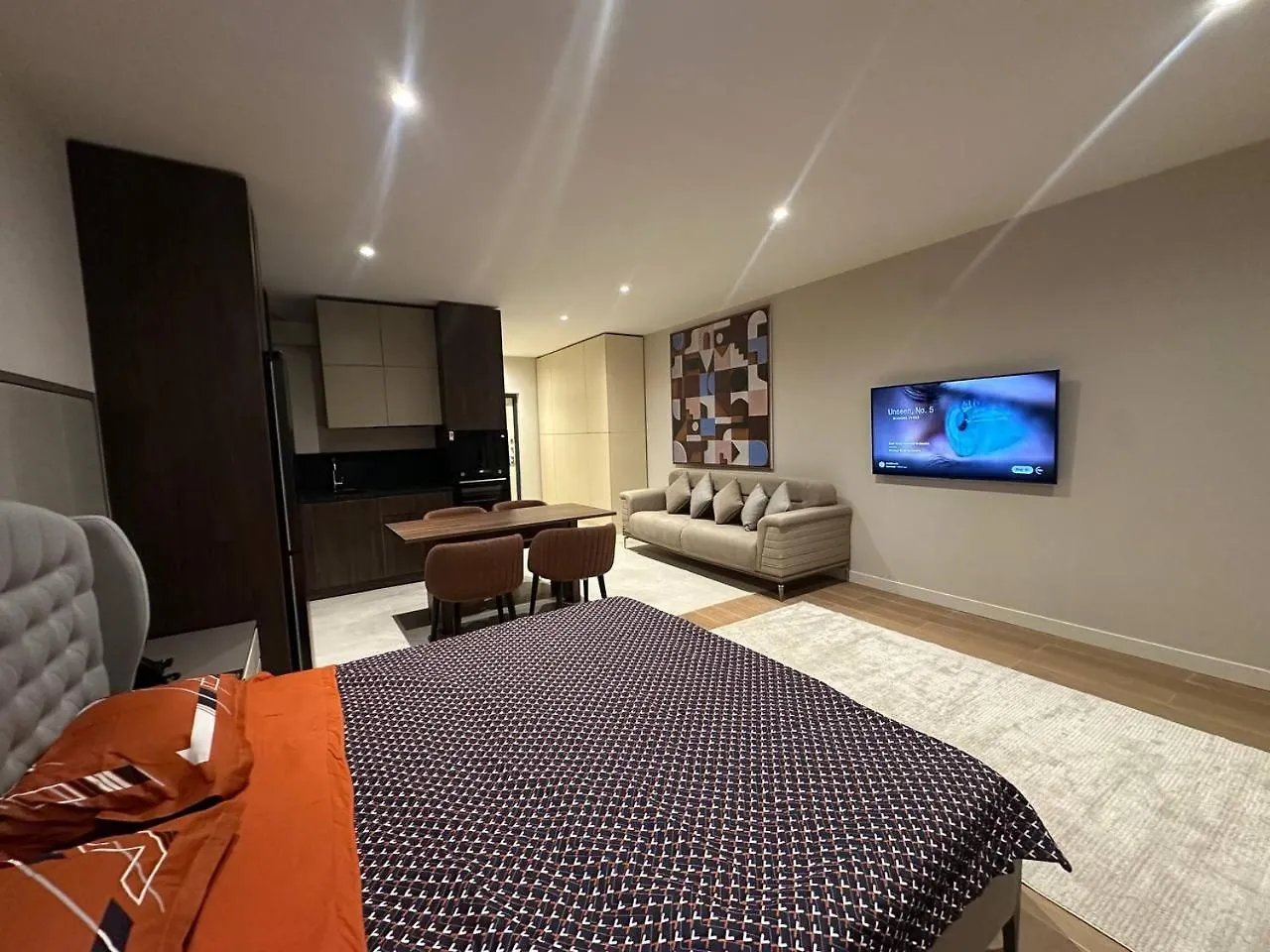 Park Residence2 Baku 0*,
