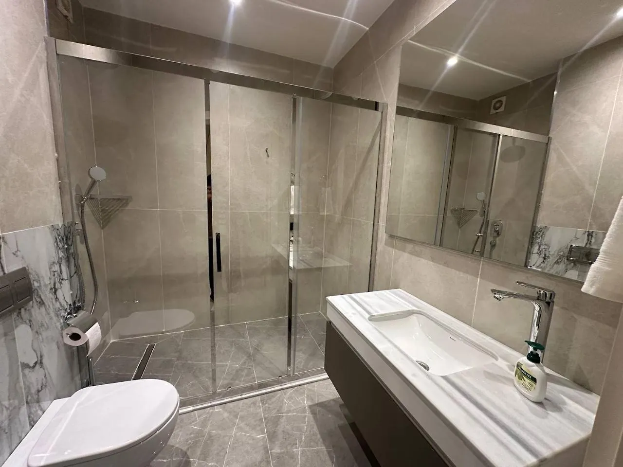 Park Residence2 Baku 0*,  Azerbaijan